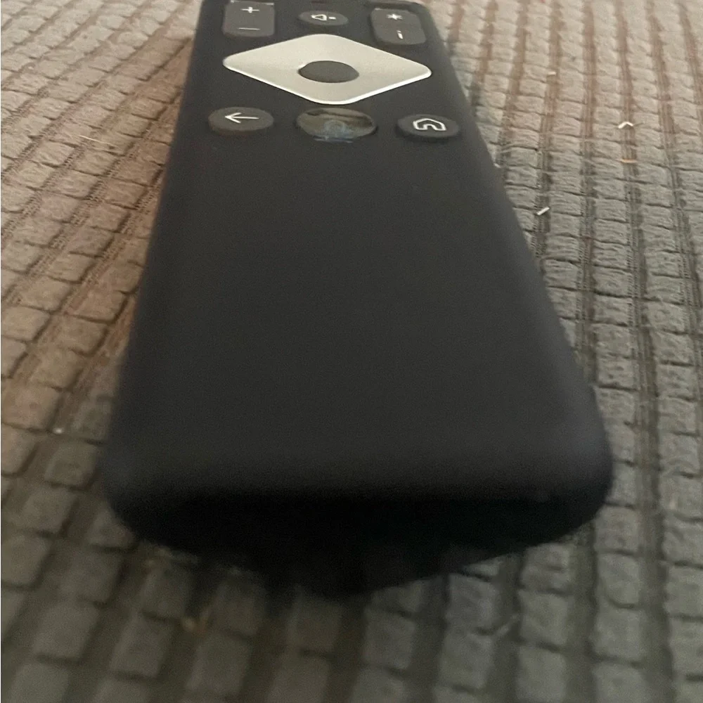 Xfinity XR16 Remote Control for Flex Streaming Box - Picture 3 of 8